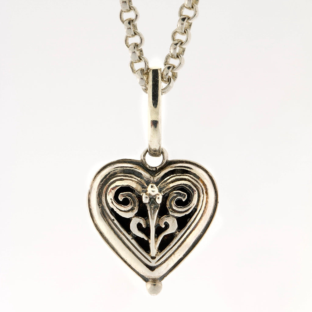 Konstantino pendant on sale