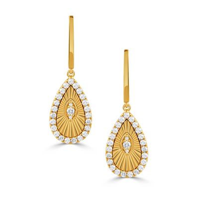 csv_image Doves Earring in Yellow Gold containing Diamond E10802