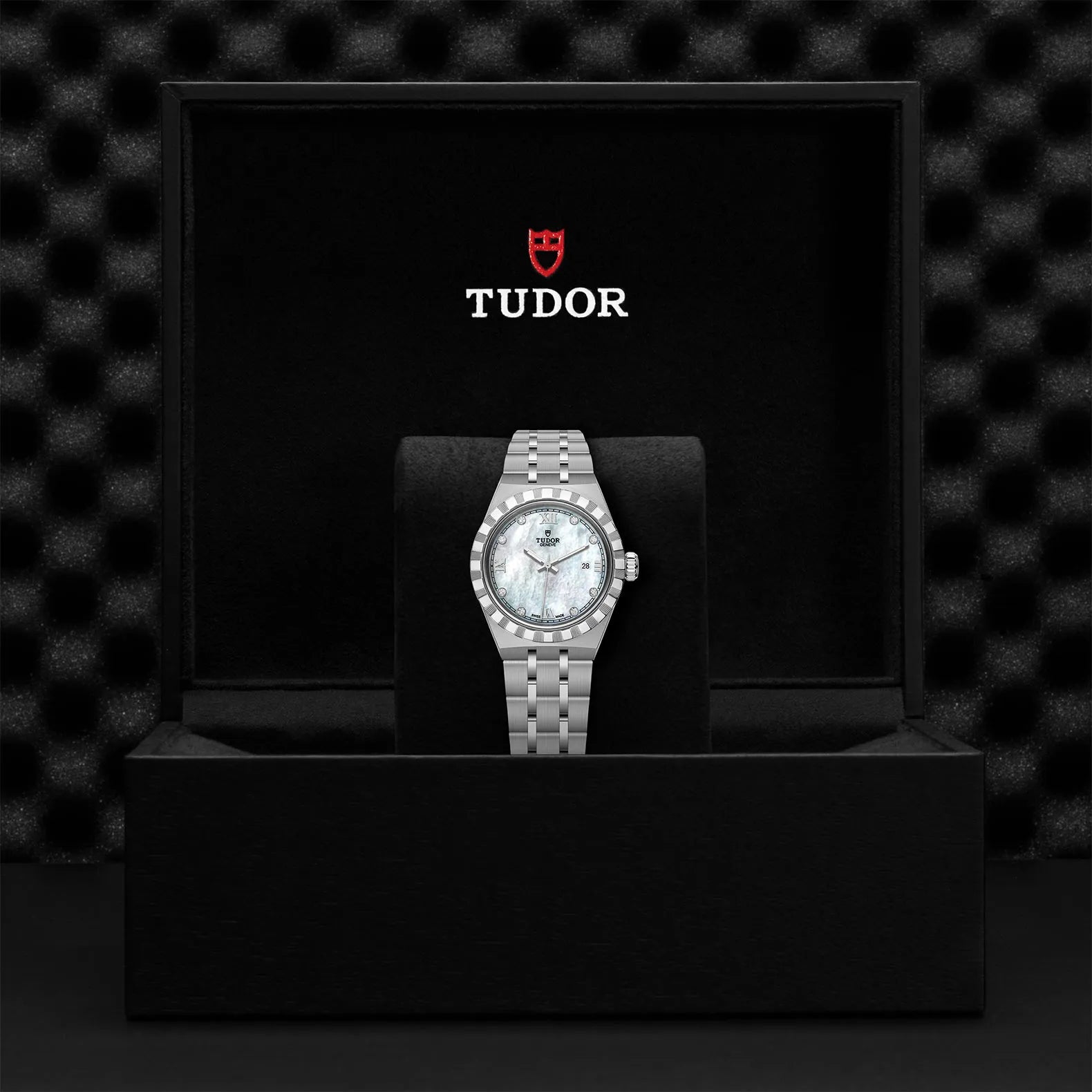 Tudor Royal Tudor Royal