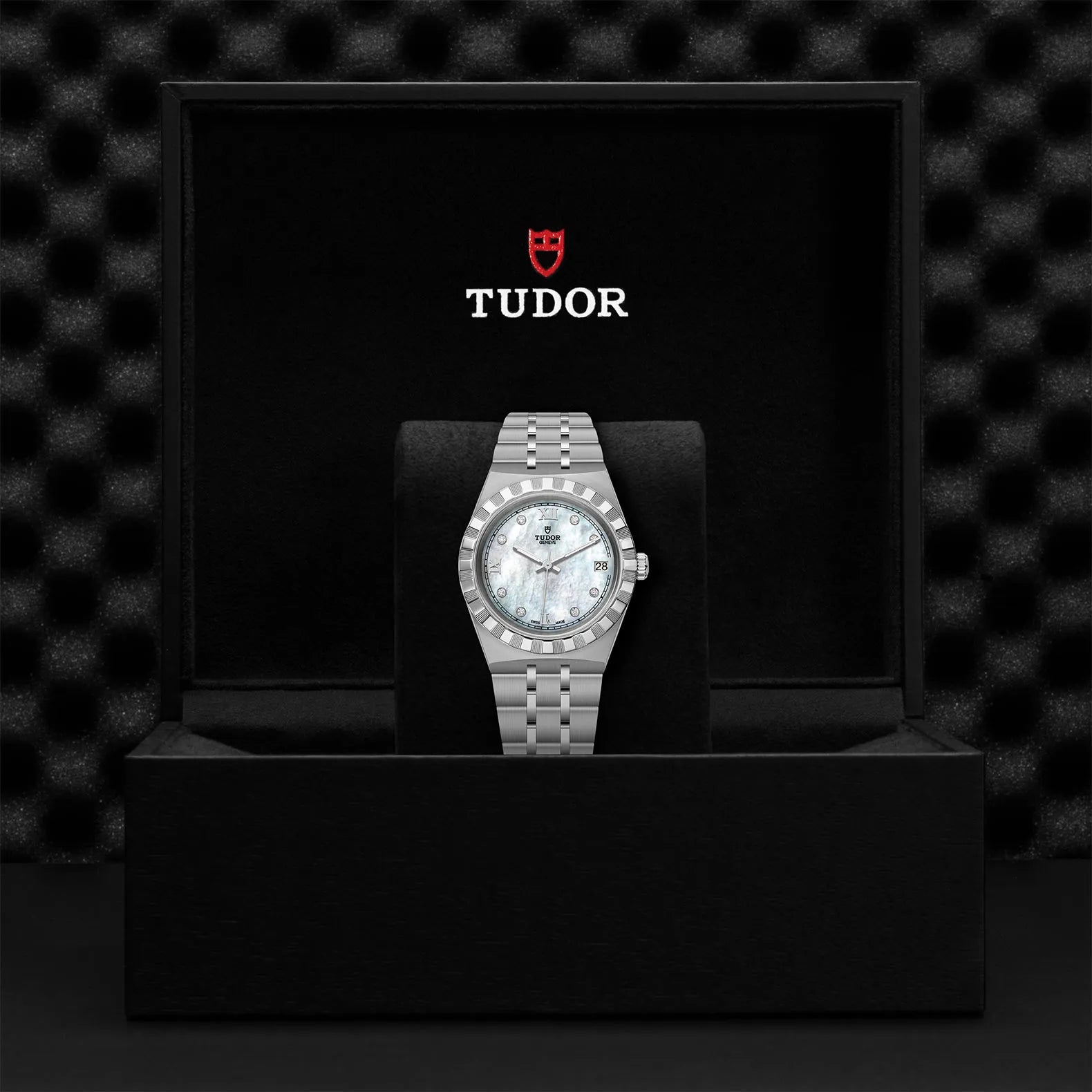 Tudor Royal Tudor Royal
