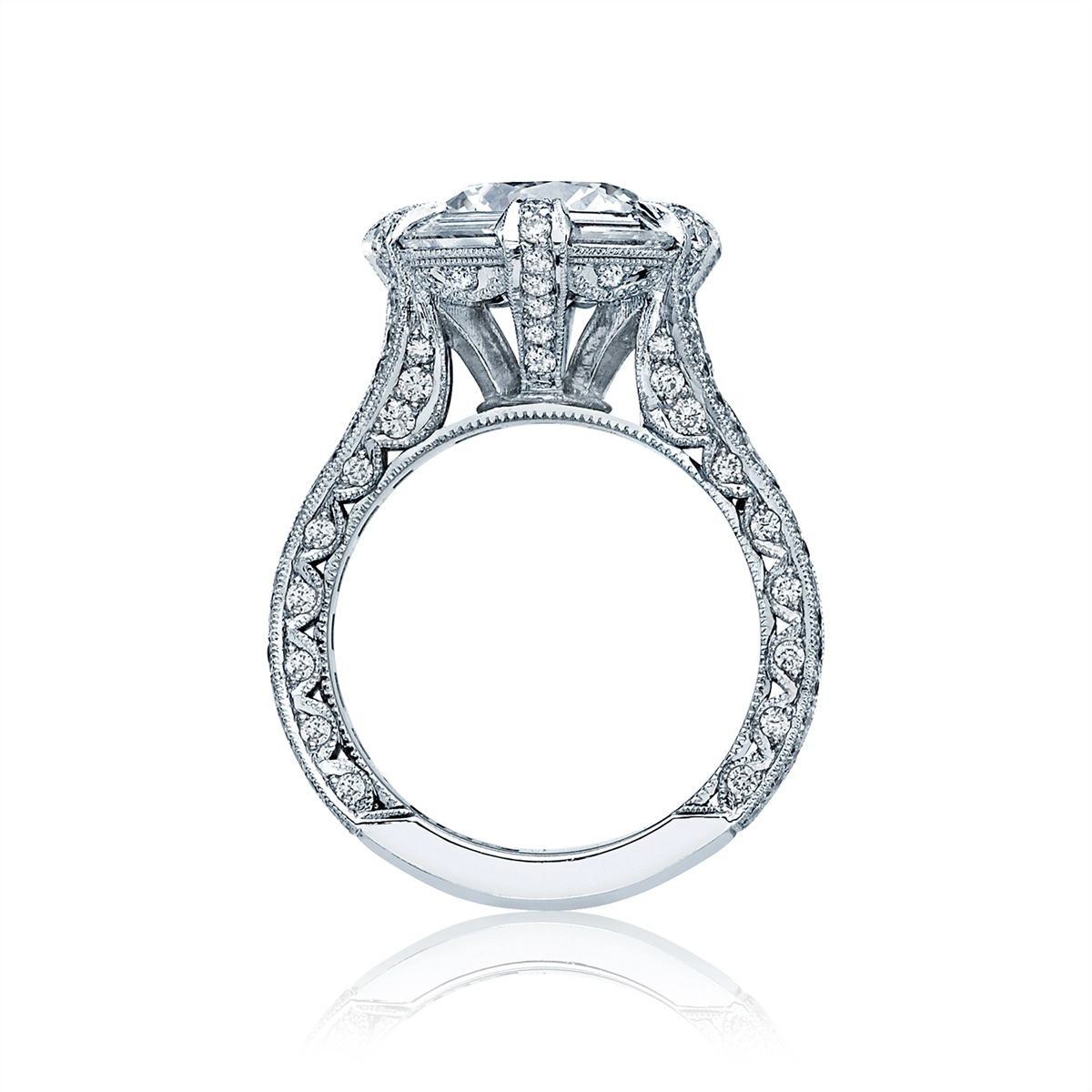 Tacori Engagement Rings in Platinum/Palladium containing Diamond HT 2603 RD 9.5