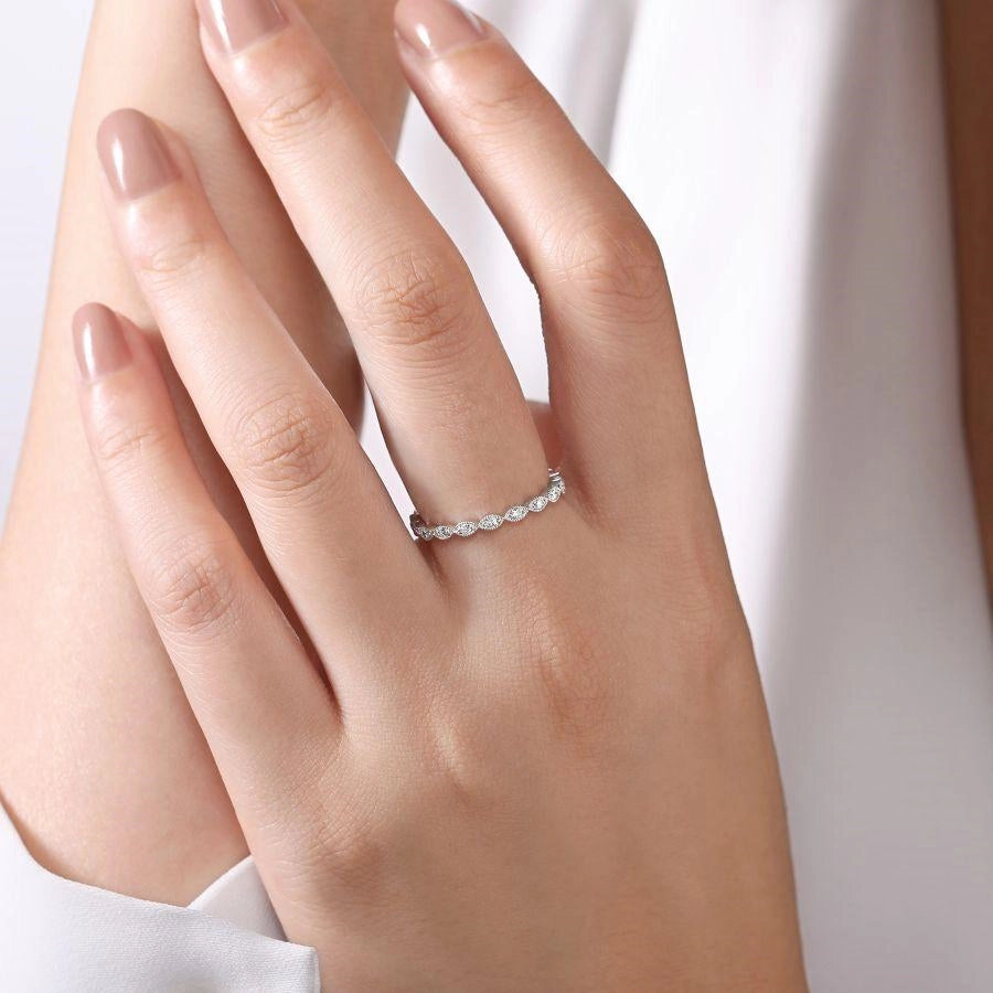 Gabriel & Co Rings in White Gold containing Diamond LR4794W45JJ