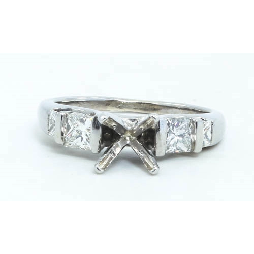 Engagement Collections Engagement Rings in White Gold containing Diamond 388470