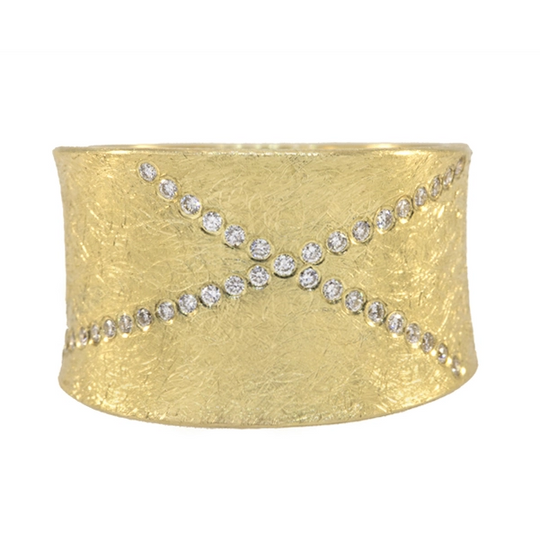 Todd Reed 18K Gold Scattered Diamond Bangle Bracelet