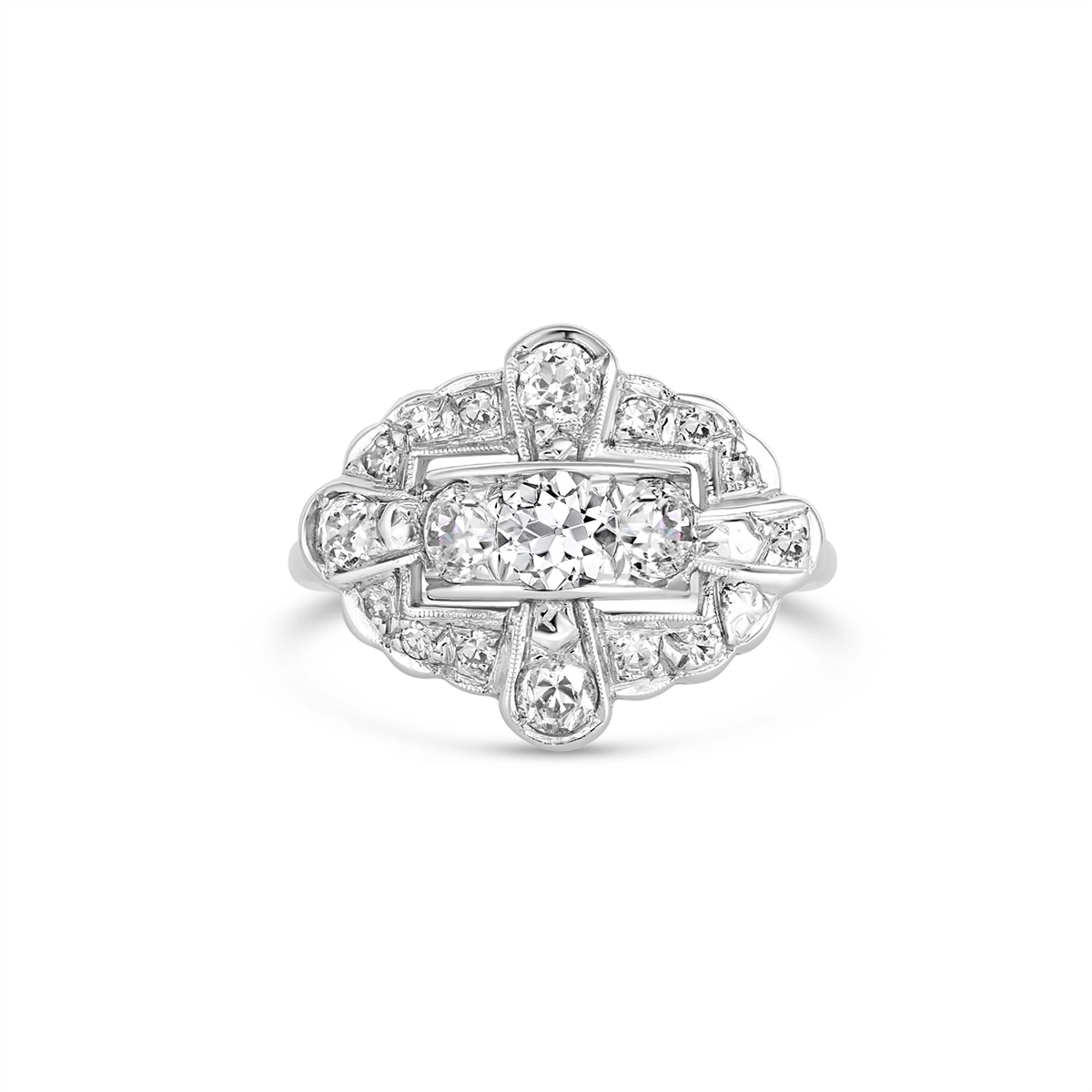 Undefined Estate Jewelry in White Gold 394715