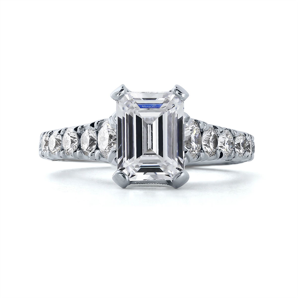 Tacori Engagement Rings in Platinum/Palladium containing Diamond HT 2623 EC 9x7