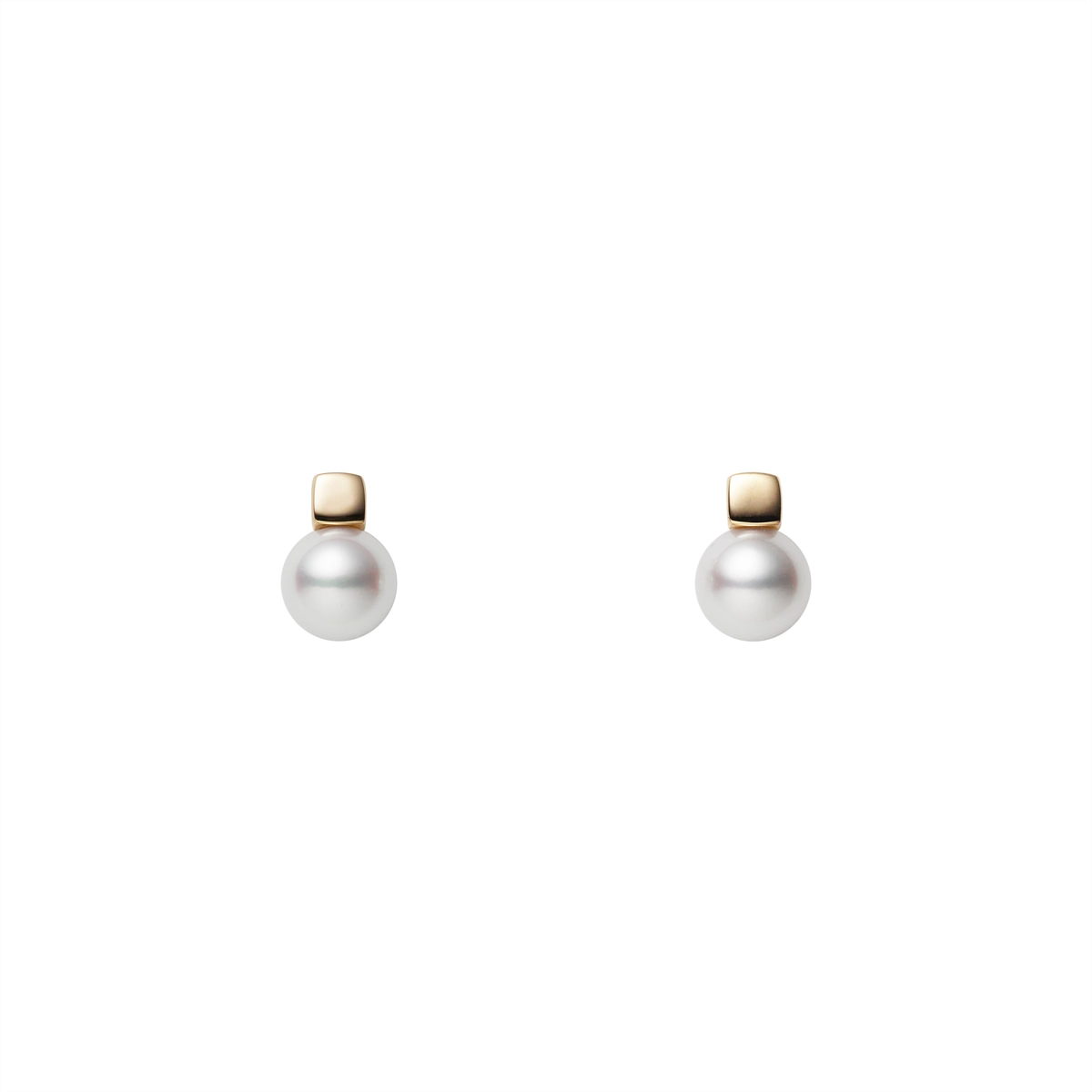 Mikimoto Earrings in Yellow Gold containing Pearl MEQ10172AXXK