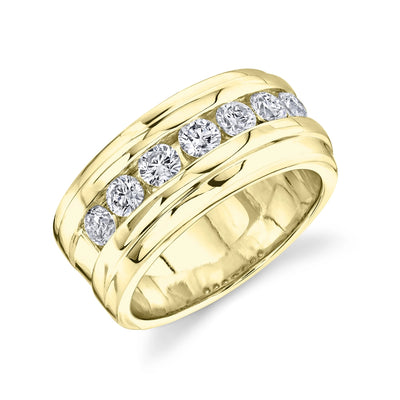 Mens Bands Wedding Rings in Yellow Gold containing Diamond 417491