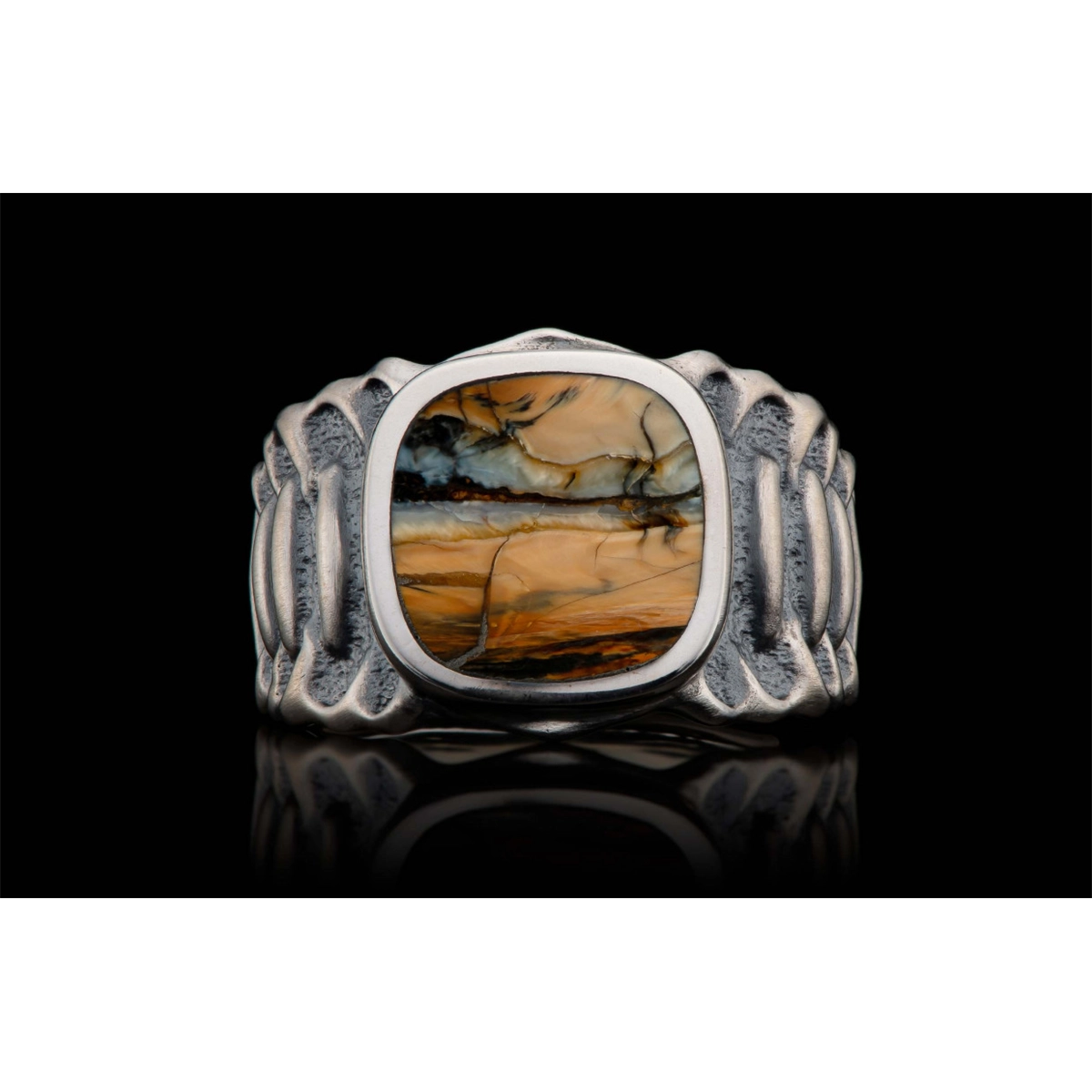 csv_image William Henry Ring in Silver containing Other RING7-MT-11