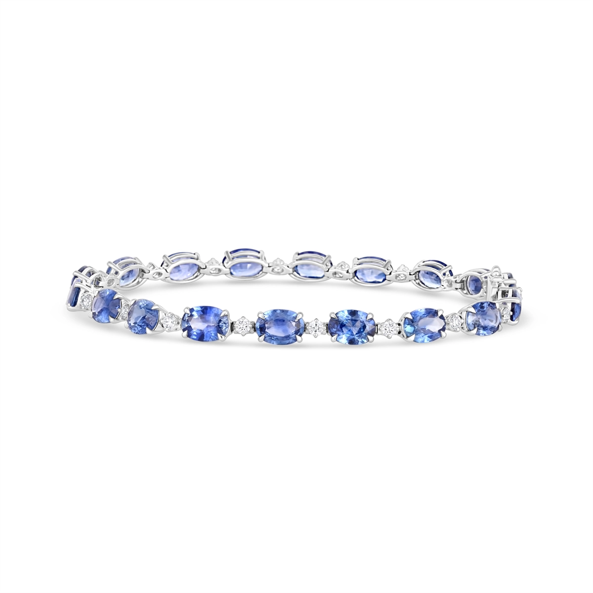 Bracelets Bracelets in White Gold containing Multi-gemstone, Diamond, Sapphire B31-142607