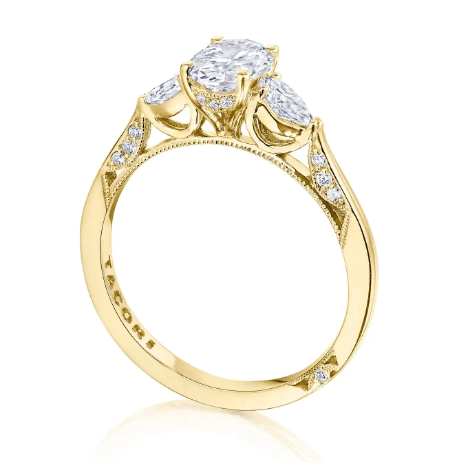 Tacori Engagement Rings in Yellow Gold containing Diamond 2668 OV 9.5X7 Y