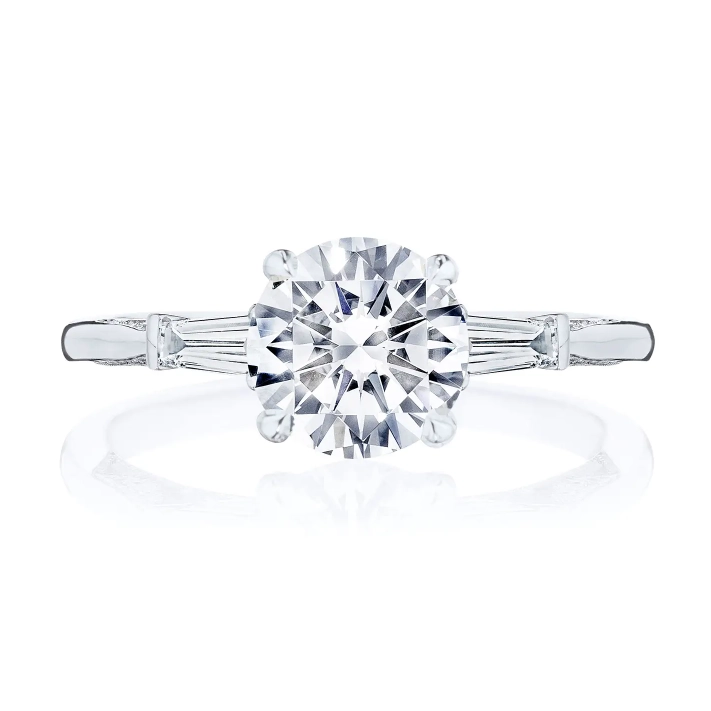 Tacori Engagement Rings in White Gold containing Diamond 2669 RD 7.5 W