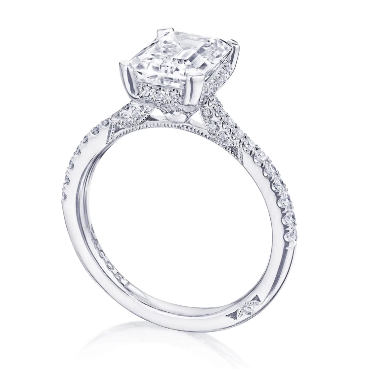 Tacori Engagement Rings in White Gold containing Diamond 2671 2.2 EC 9.5X7 W