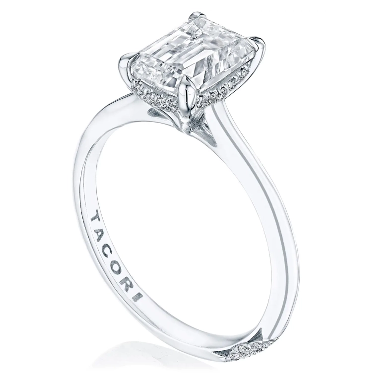 Tacori Engagement Rings in White Gold containing Diamond HT 2580 EC 8.5X6 W