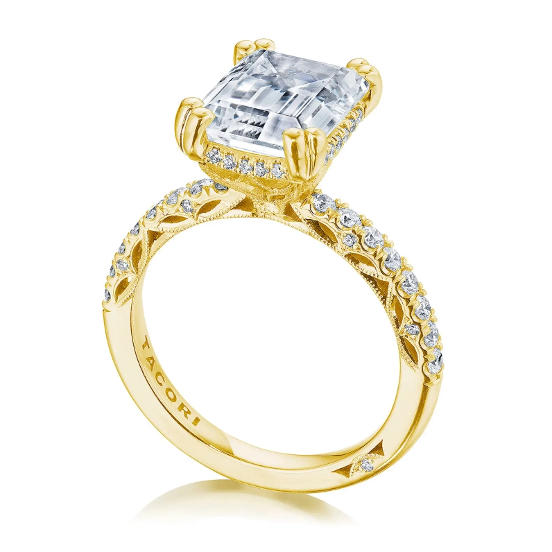 Tacori Engagement Rings in Yellow Gold containing Diamond 2690 2.2 EC 9.5X7 Y