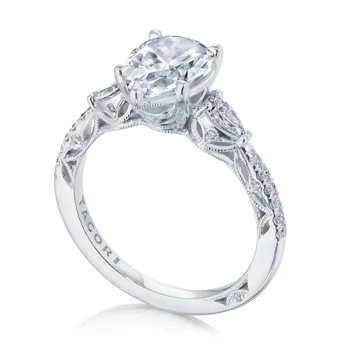 Tacori Engagement Rings in White Gold containing Diamond 2694 1.7 PS 11X7 W