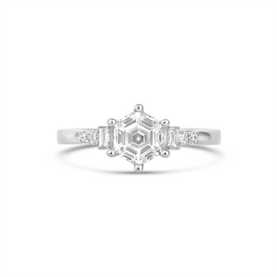 csv_image Engagement Collections Engagement Ring in White Gold containing Diamond LB511-W