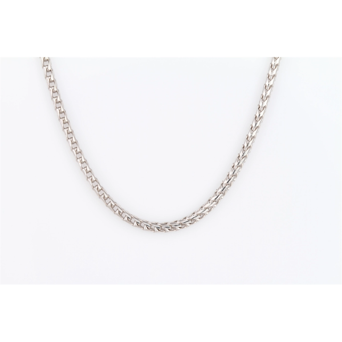 Necklaces Jewelry in White Gold 438470