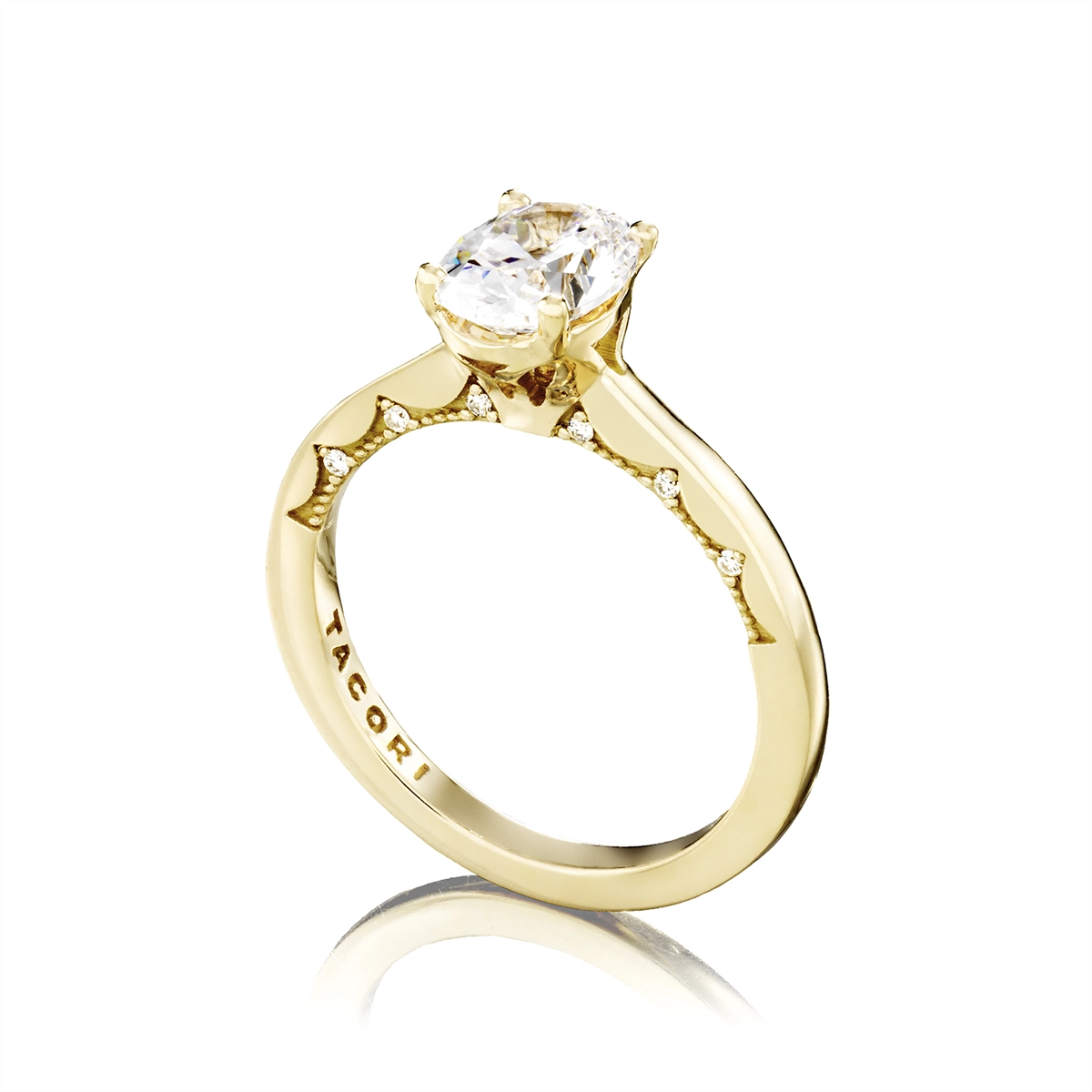 Tacori Engagement Rings in Yellow Gold containing Diamond P100 2 OV 9.5X7 FY