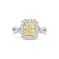Engagement Collections Engagement Rings in Platinum/Palladium containing Diamond 438744