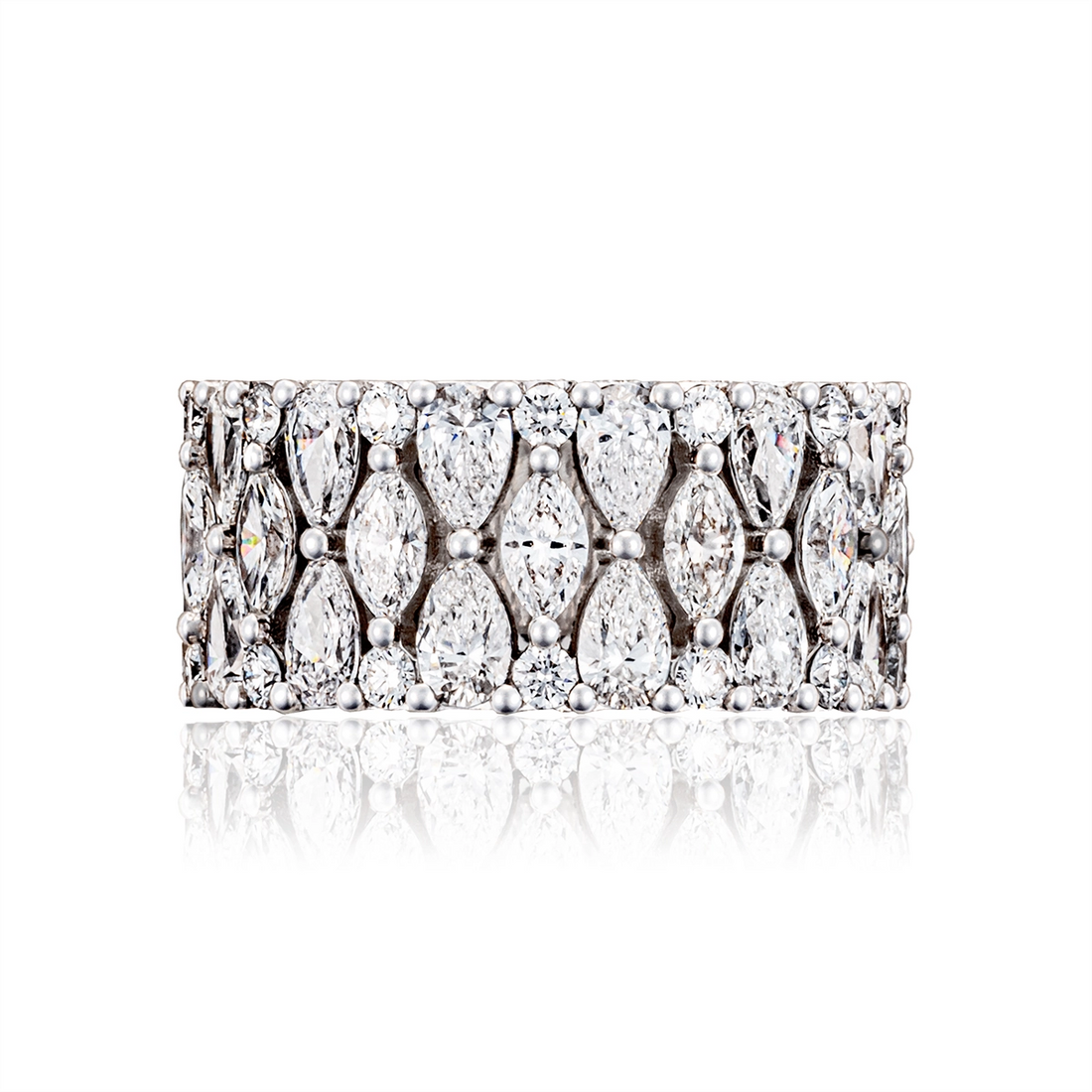 Tacori Rings in Platinum/Palladium containing Diamond HT 2693 7 1/2