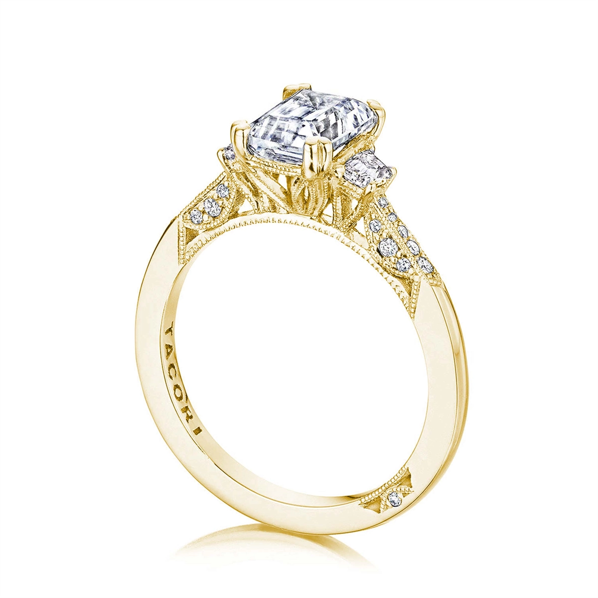 Tacori Engagement Rings in Yellow Gold containing Diamond 2659 EC 8.5X6.5 Y