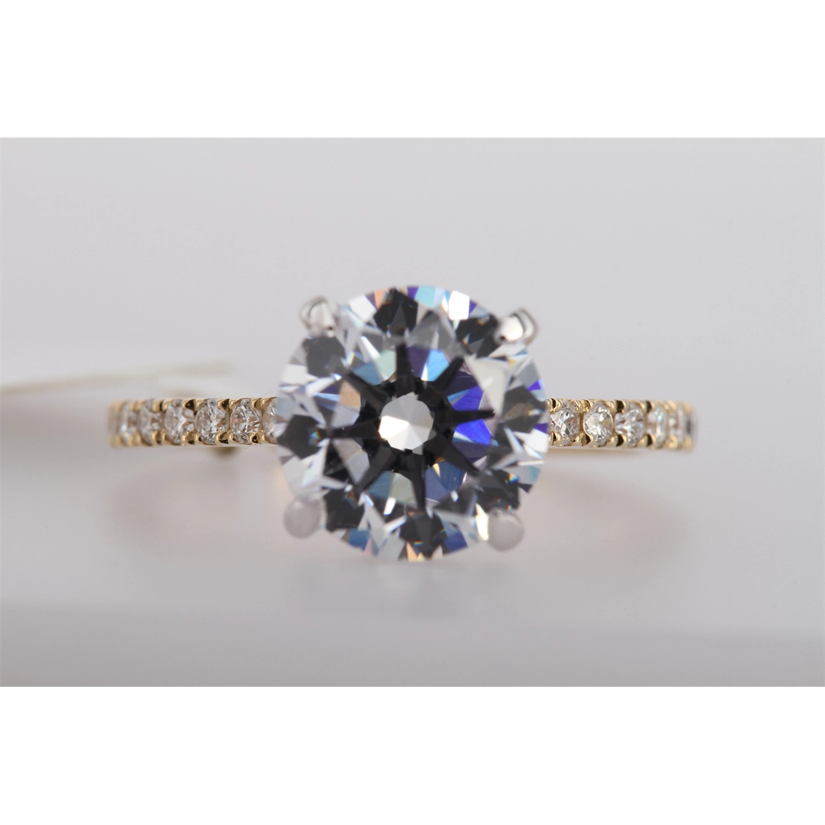 Engagement Collections Engagement Rings in Yellow Gold containing Diamond 440983