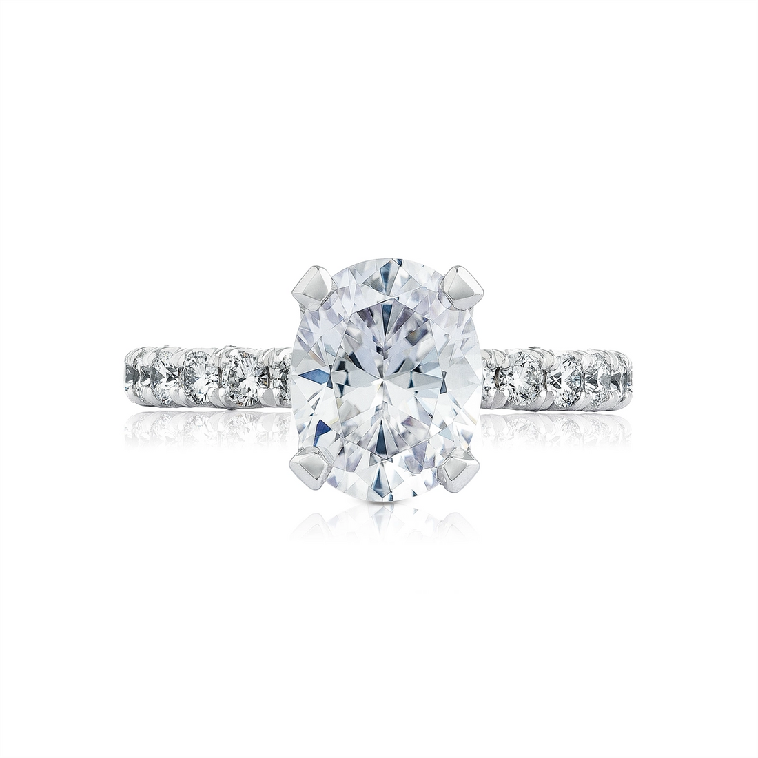 Tacori Engagement Rings in White Gold containing Diamond HT 2545 OV 9.5X7 W