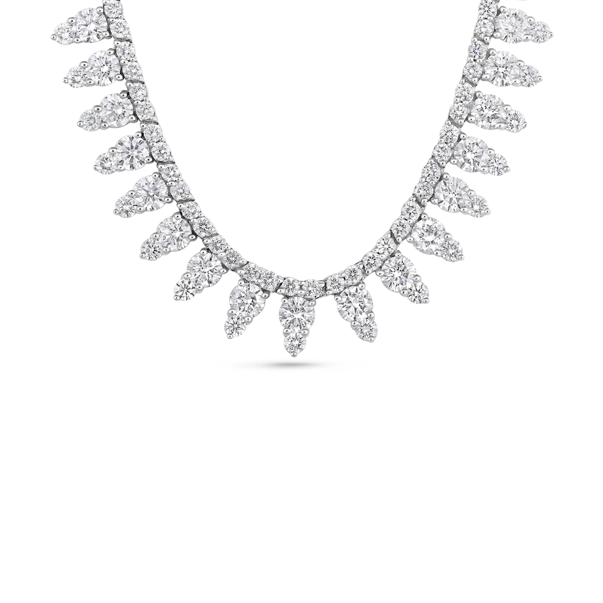 Necklaces Necklaces in White Gold containing Diamond 442670