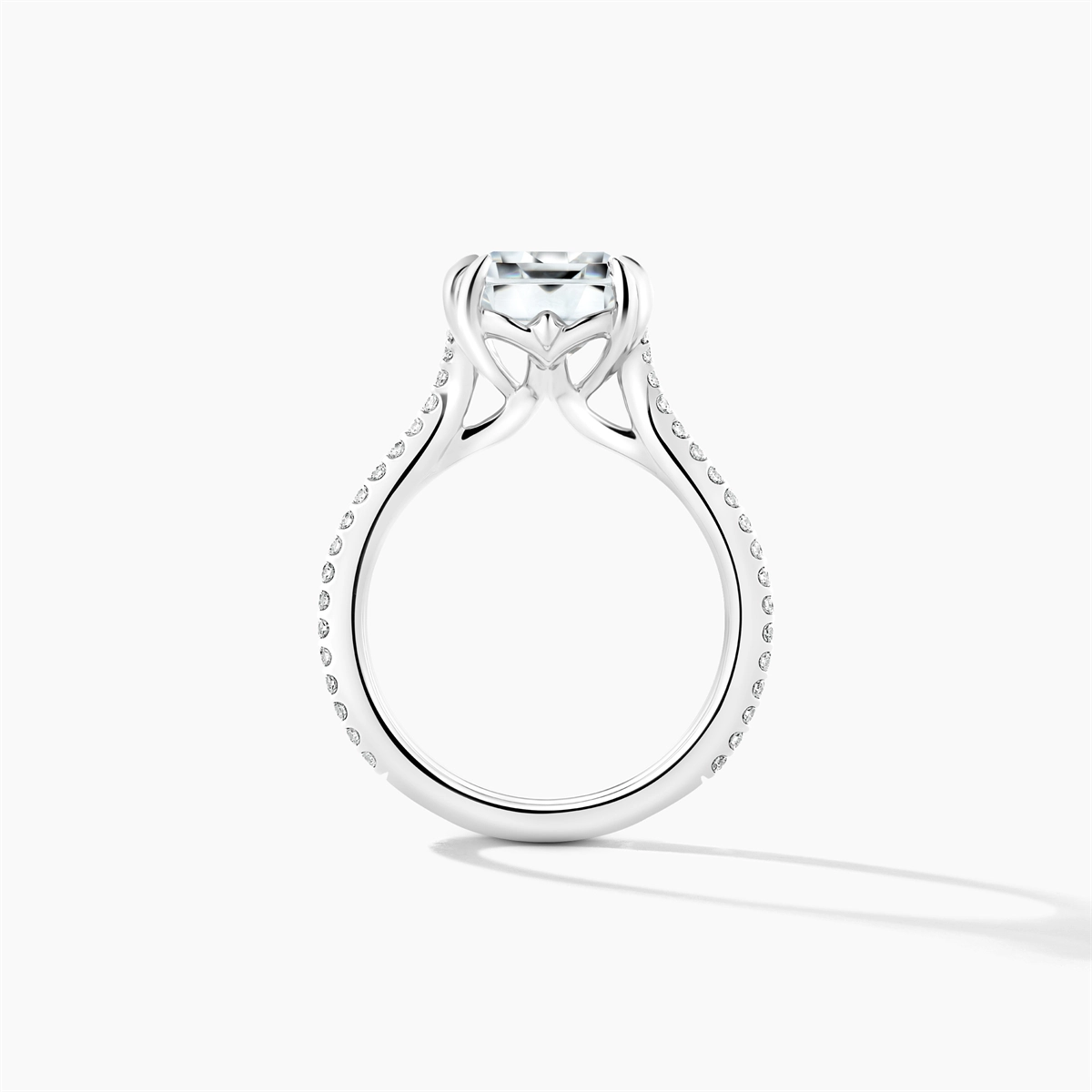 Engagement Collections Engagement Rings in Platinum/Palladium containing Diamond 446120
