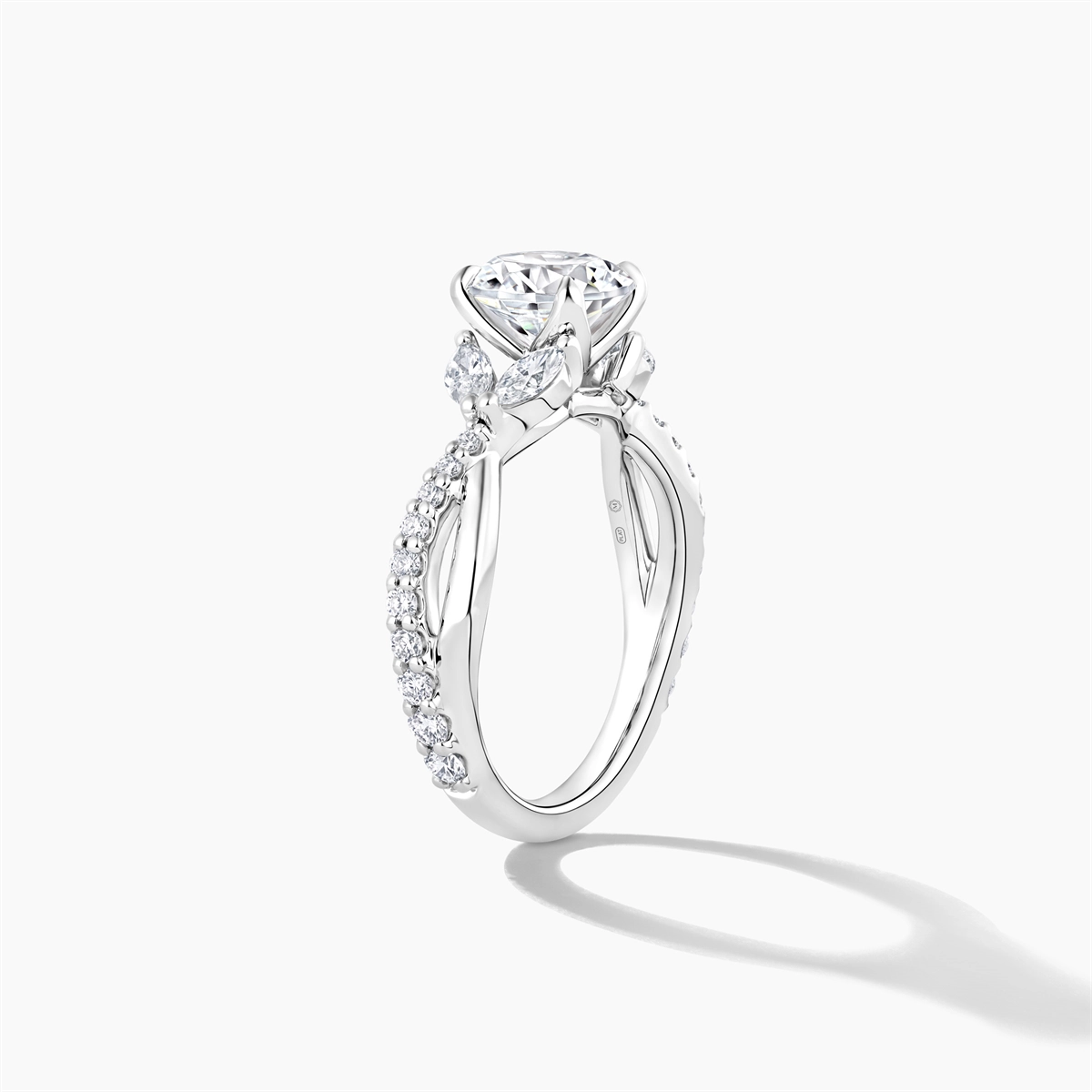 Engagement Collections Engagement Rings in Platinum/Palladium containing Diamond 446124