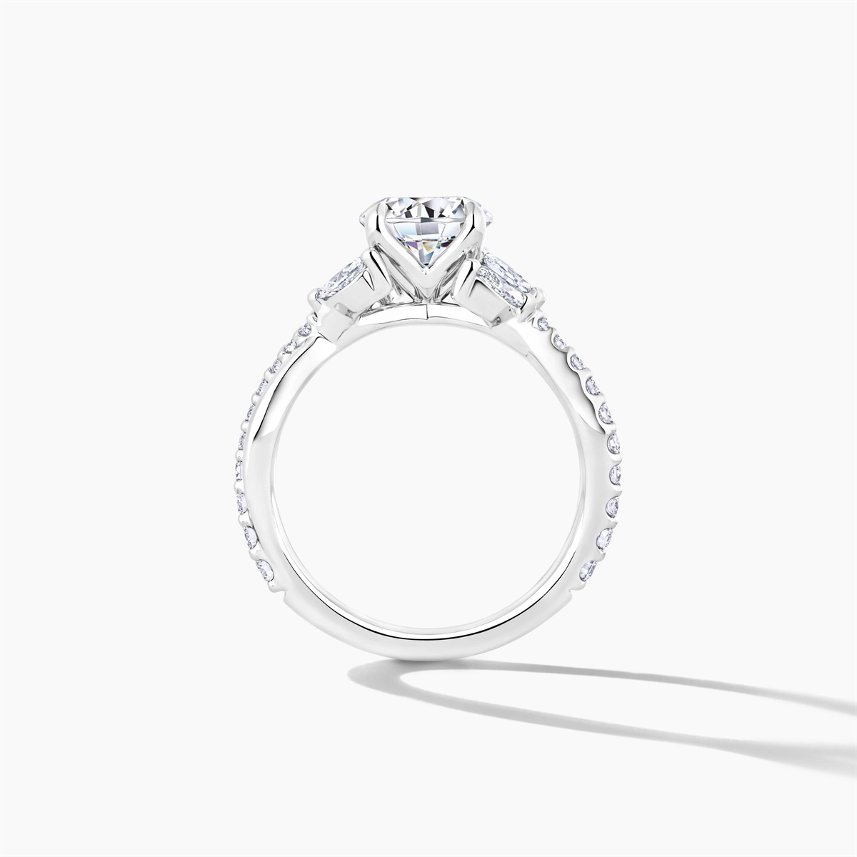 Engagement Collections Engagement Rings in Platinum/Palladium containing Diamond 446124