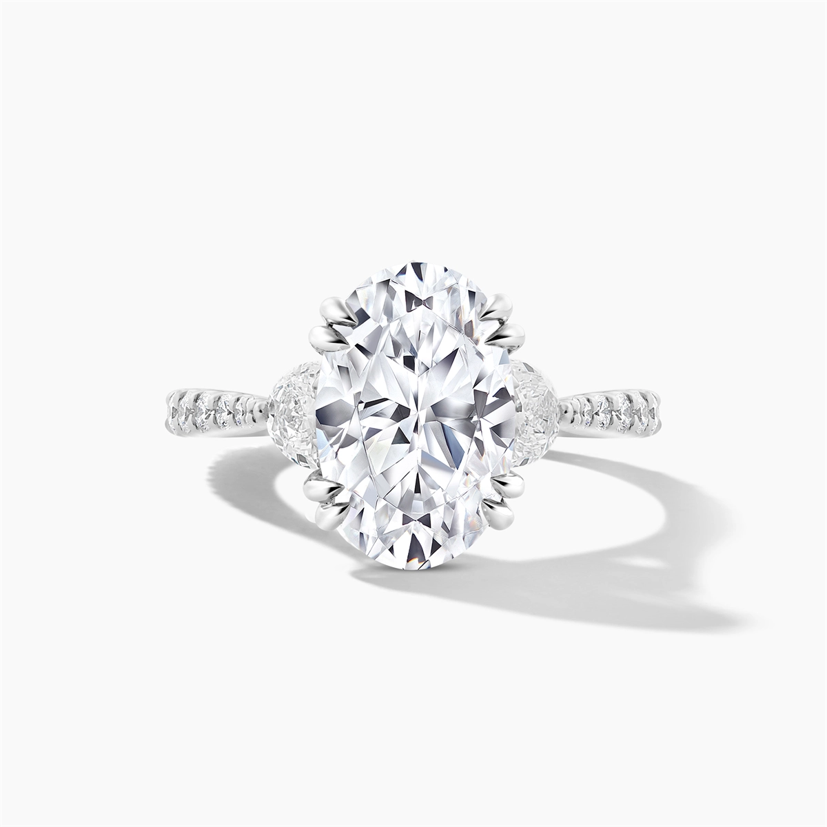Engagement Collections Engagement Rings in Platinum/Palladium containing Diamond 446125