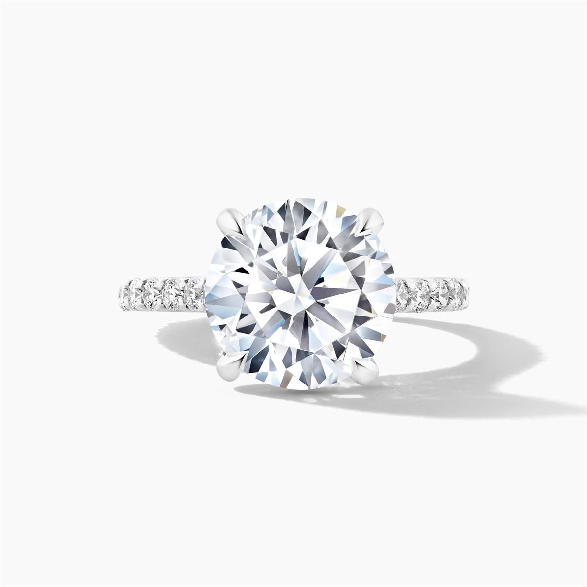 Engagement Collections Engagement Rings in Platinum/Palladium containing Diamond 446128