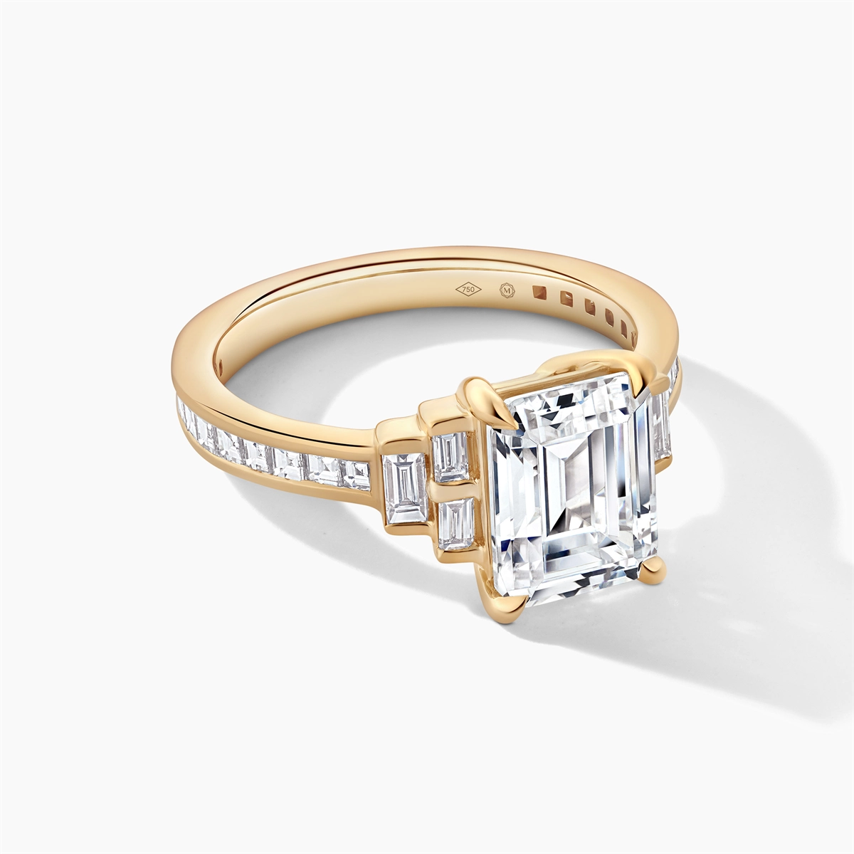 Engagement Collections Engagement Rings in Yellow Gold containing Diamond 446133