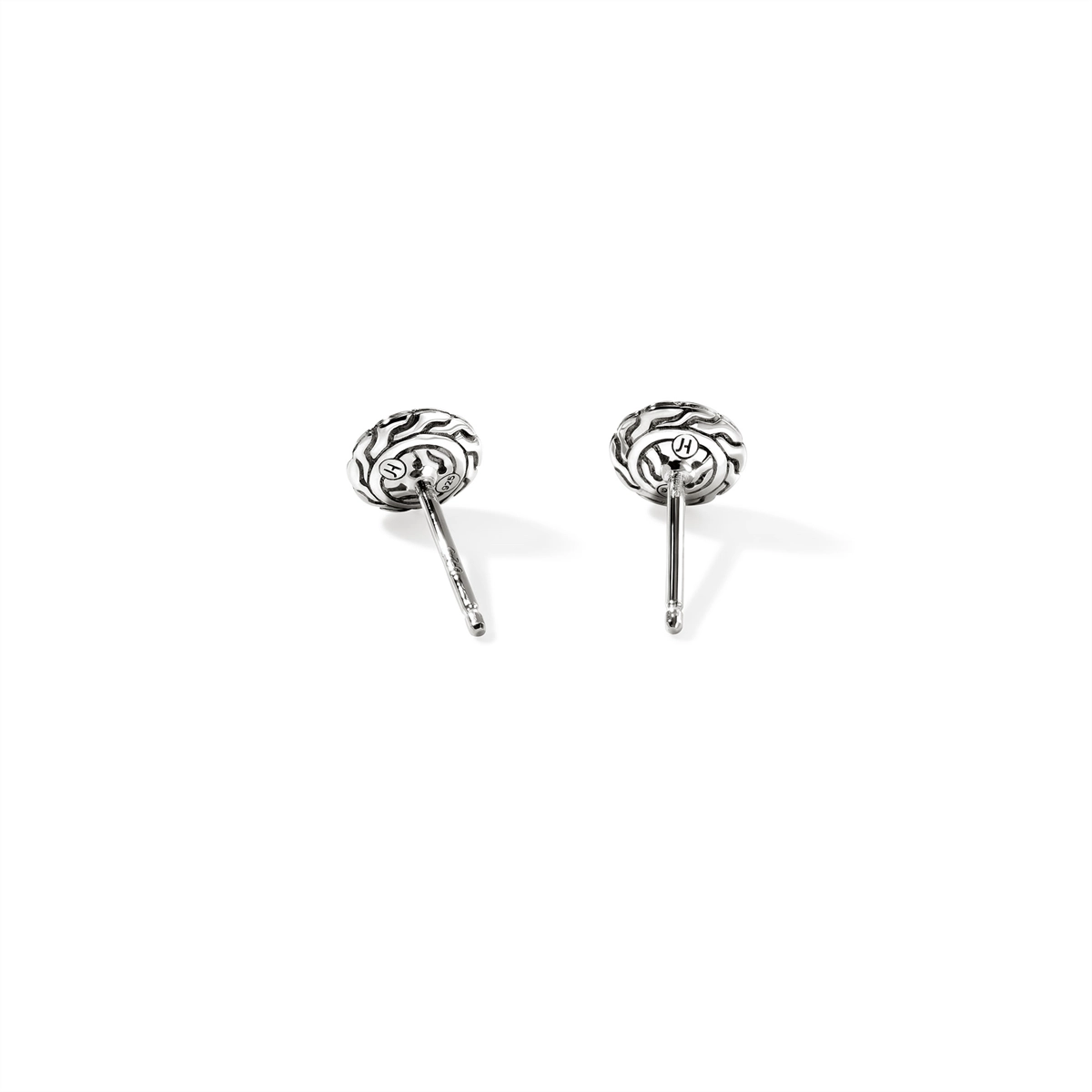 John Hardy Earrings in Silver containing Sapphire EBS987024BSP