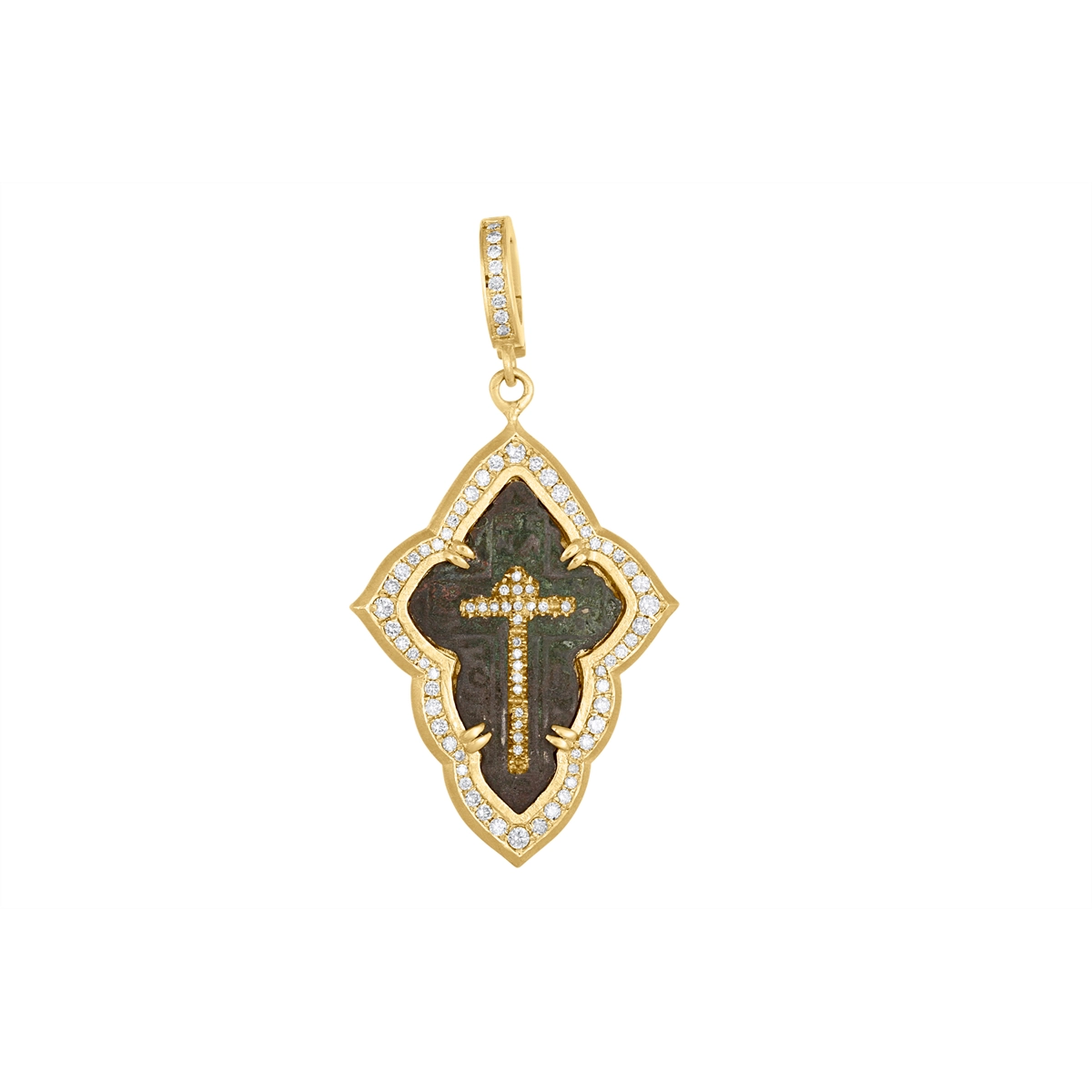 Cynthia Ann Pendants in Yellow Gold containing Diamond ECL4046