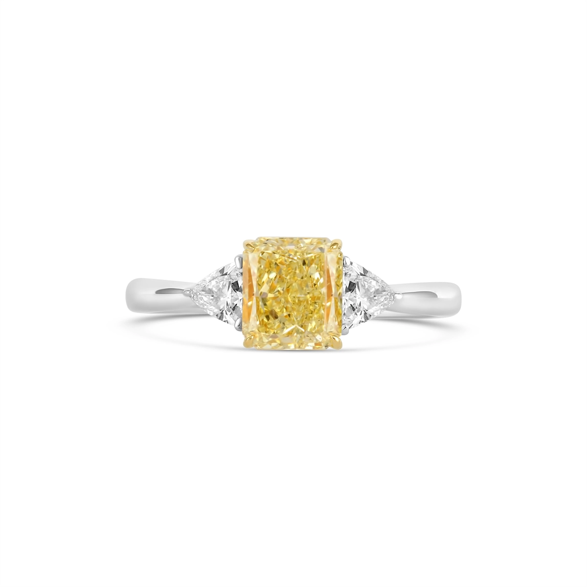 Engagement Collections Engagement Rings in Platinum/Palladium containing Diamond R025674