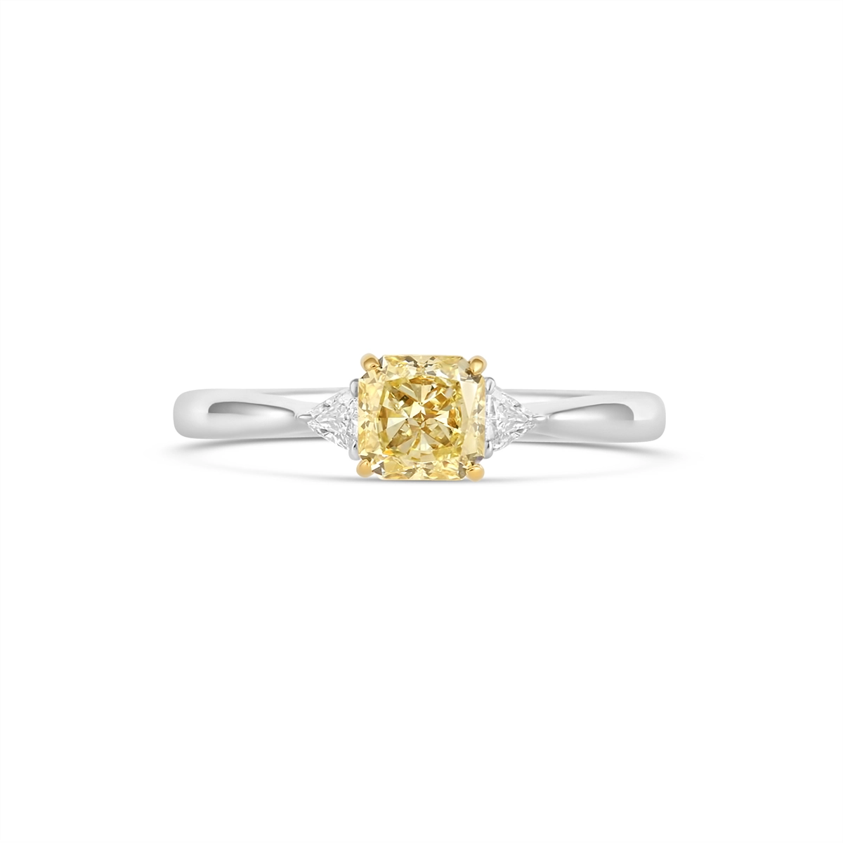 Engagement Collections Engagement Rings in White Gold containing Diamond R025680