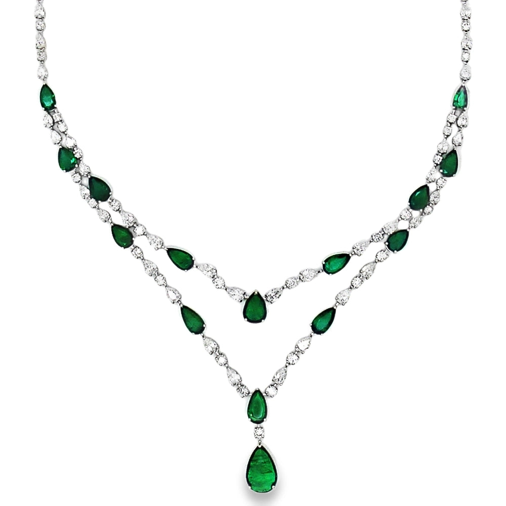 Necklaces Necklaces in White Gold containing Multi-gemstone, Diamond, Emerald 449799
