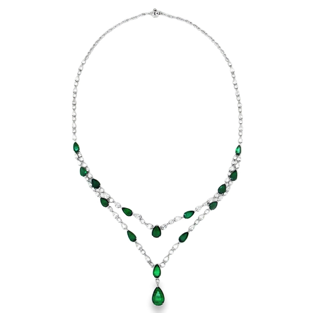Necklaces Necklaces in White Gold containing Multi-gemstone, Diamond, Emerald 449799