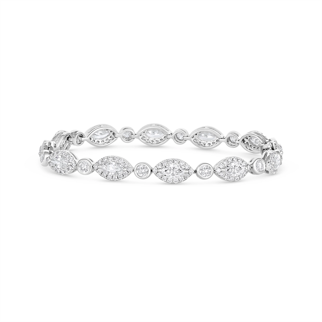 Bracelets Bracelets in White Gold containing Diamond 450082