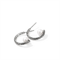 John Hardy Earrings in Silver containing Pearl EB987271