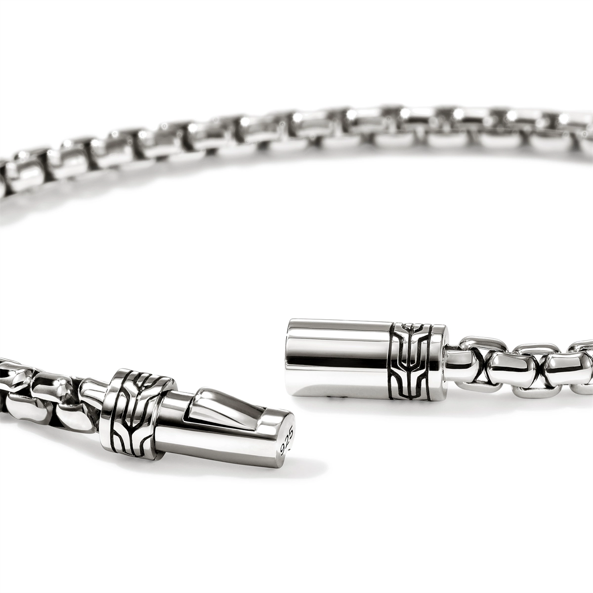 John Hardy Bracelets in Silver BU98803XUL