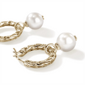 John Hardy Earrings in Yellow Gold containing Pearl EGG987261