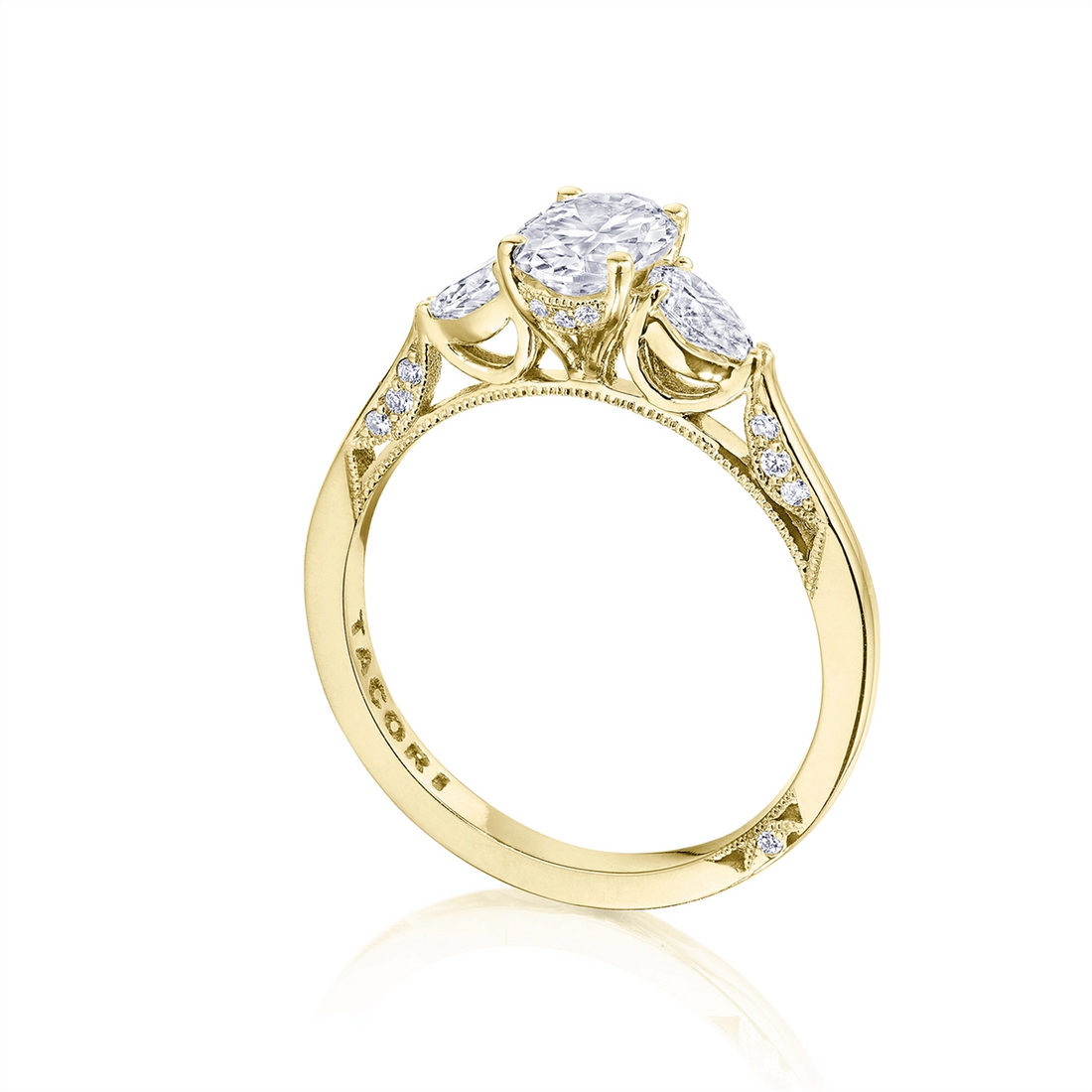 Tacori Engagement Rings in Yellow Gold containing Diamond 452648