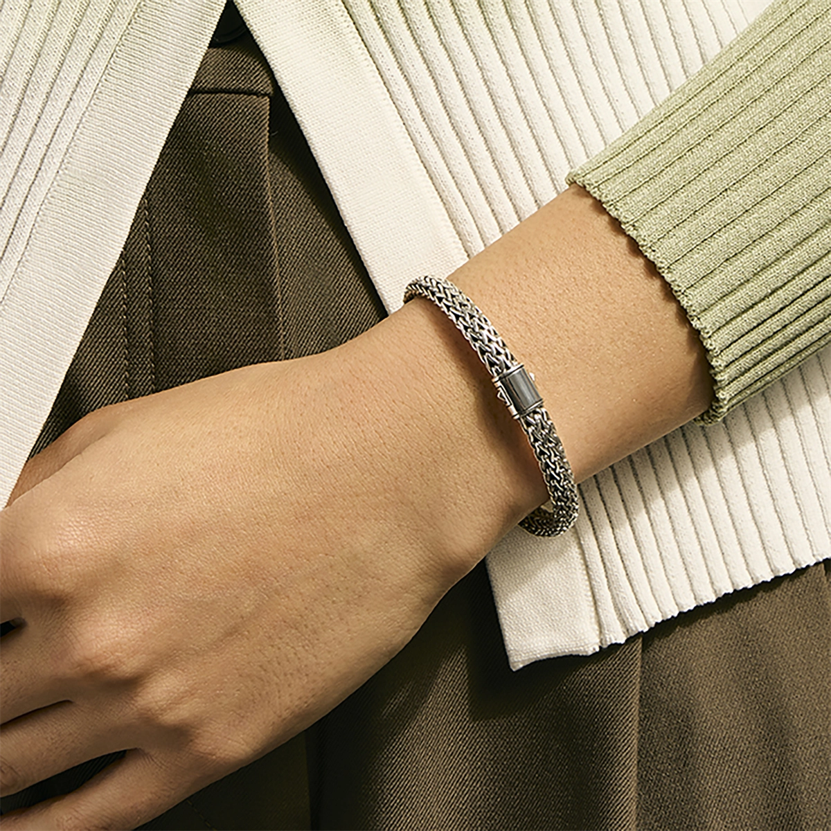 John Hardy Bracelets in Silver BU990904XUM
