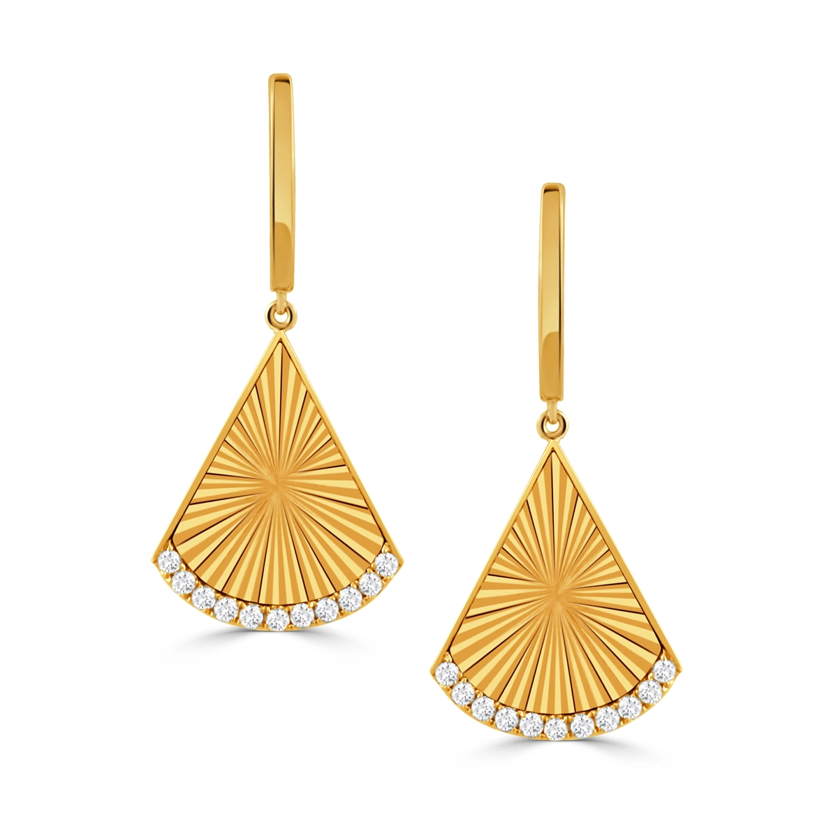 Doves Earrings in Yellow Gold containing Diamond E11847