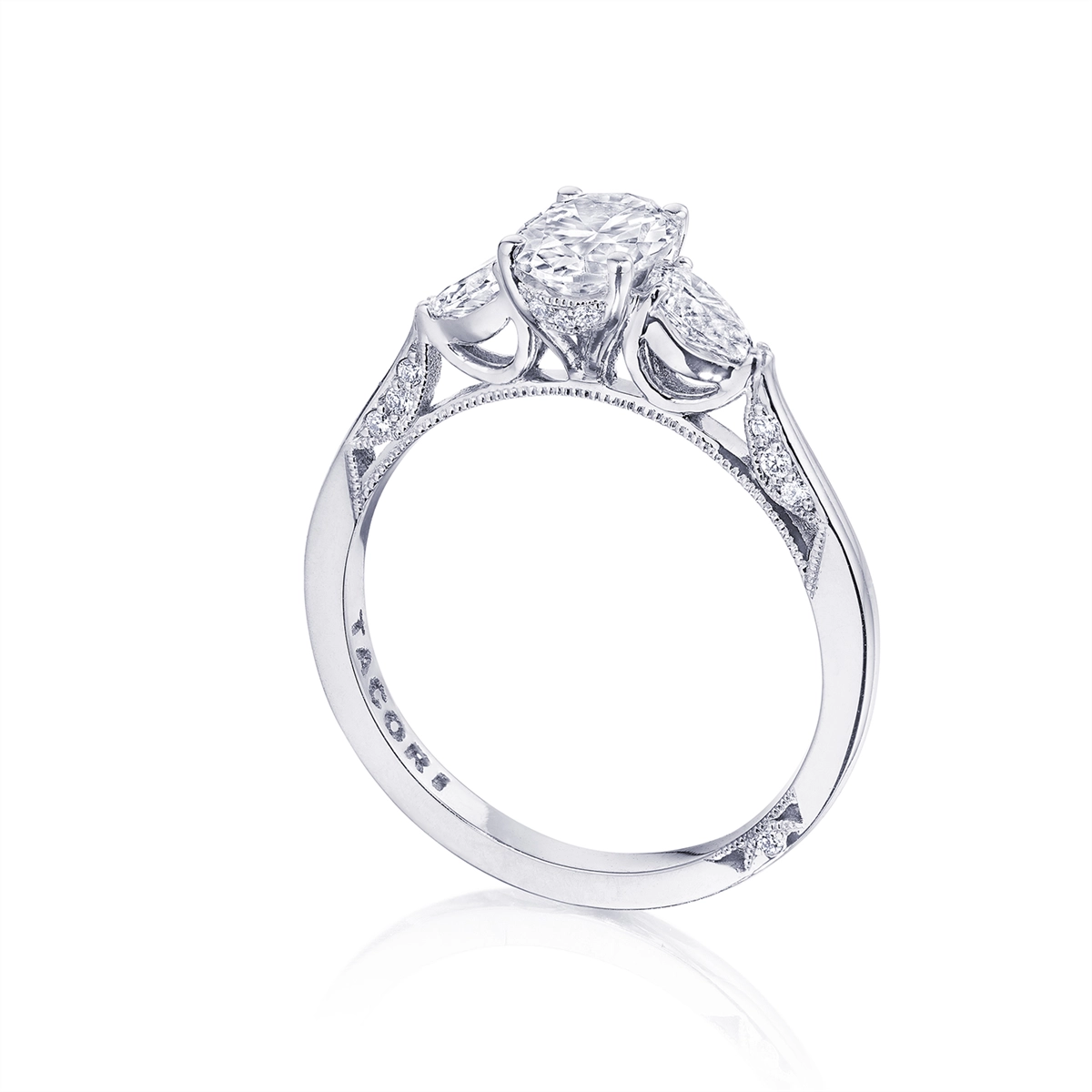 Tacori Engagement Rings in Platinum/Palladium containing Diamond 2668 OV 10X7