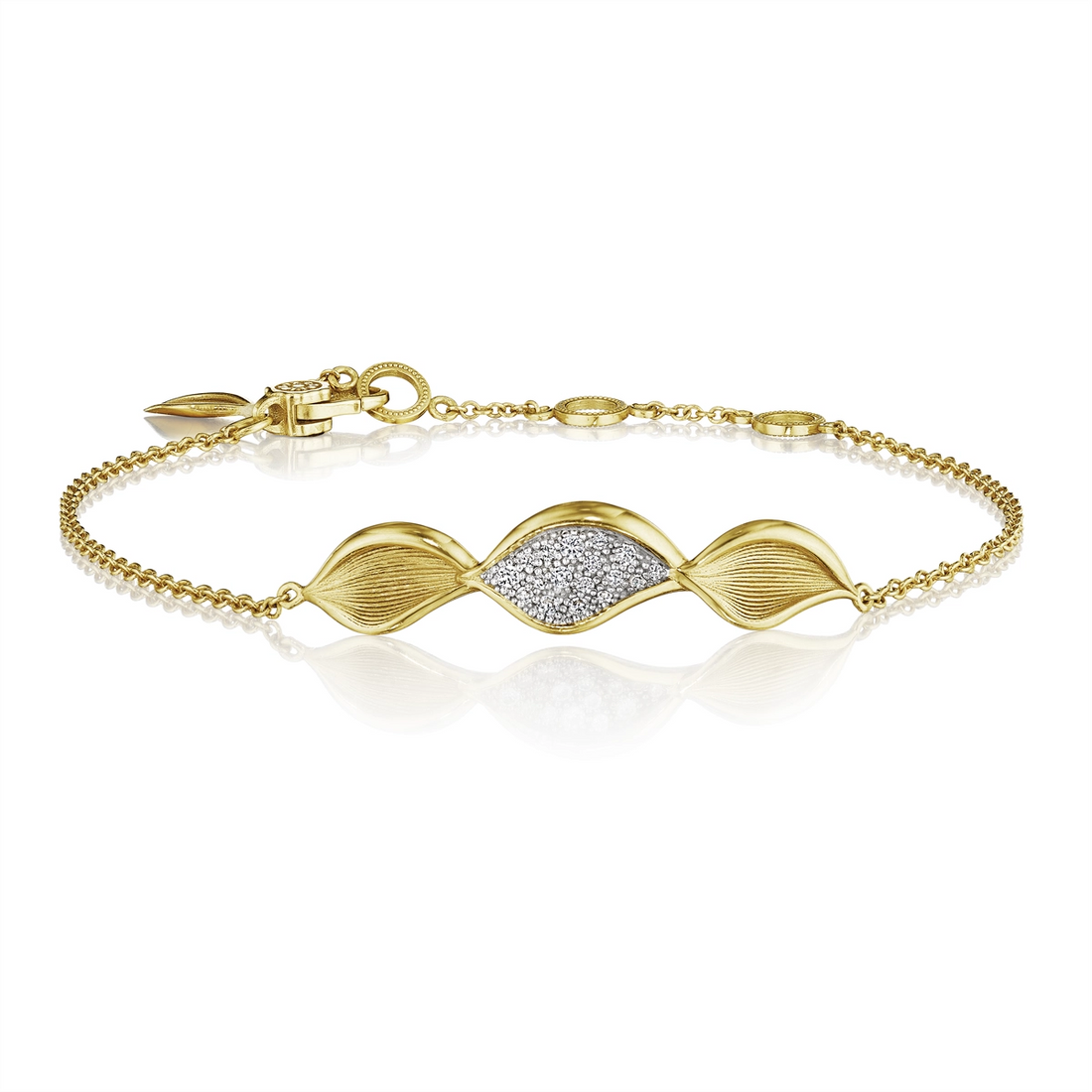 Tacori Bracelets in Yellow Gold containing Diamond FB 903 Y 7
